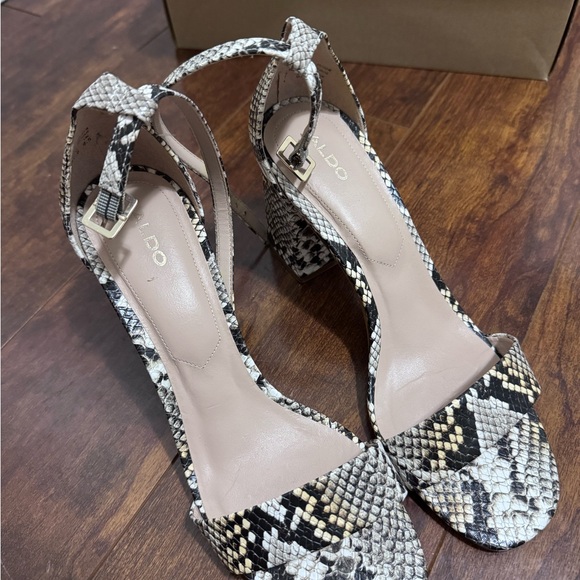 ALDO Snakeskin Patterned Block Heel Sandals - Picture 2 of 3